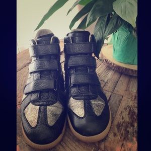 MASION MARTIN MARGIELA TRIPLE - STRAP HIGH TOP