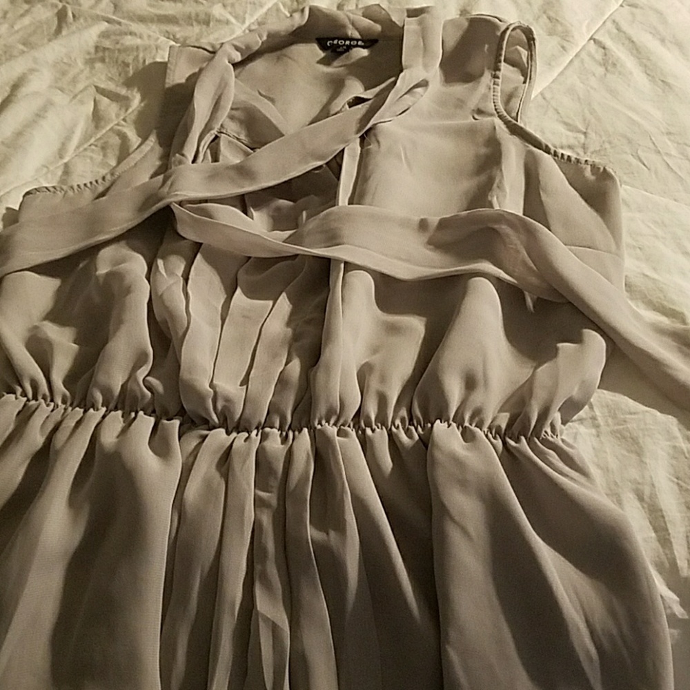 Womens sleeveless blouse