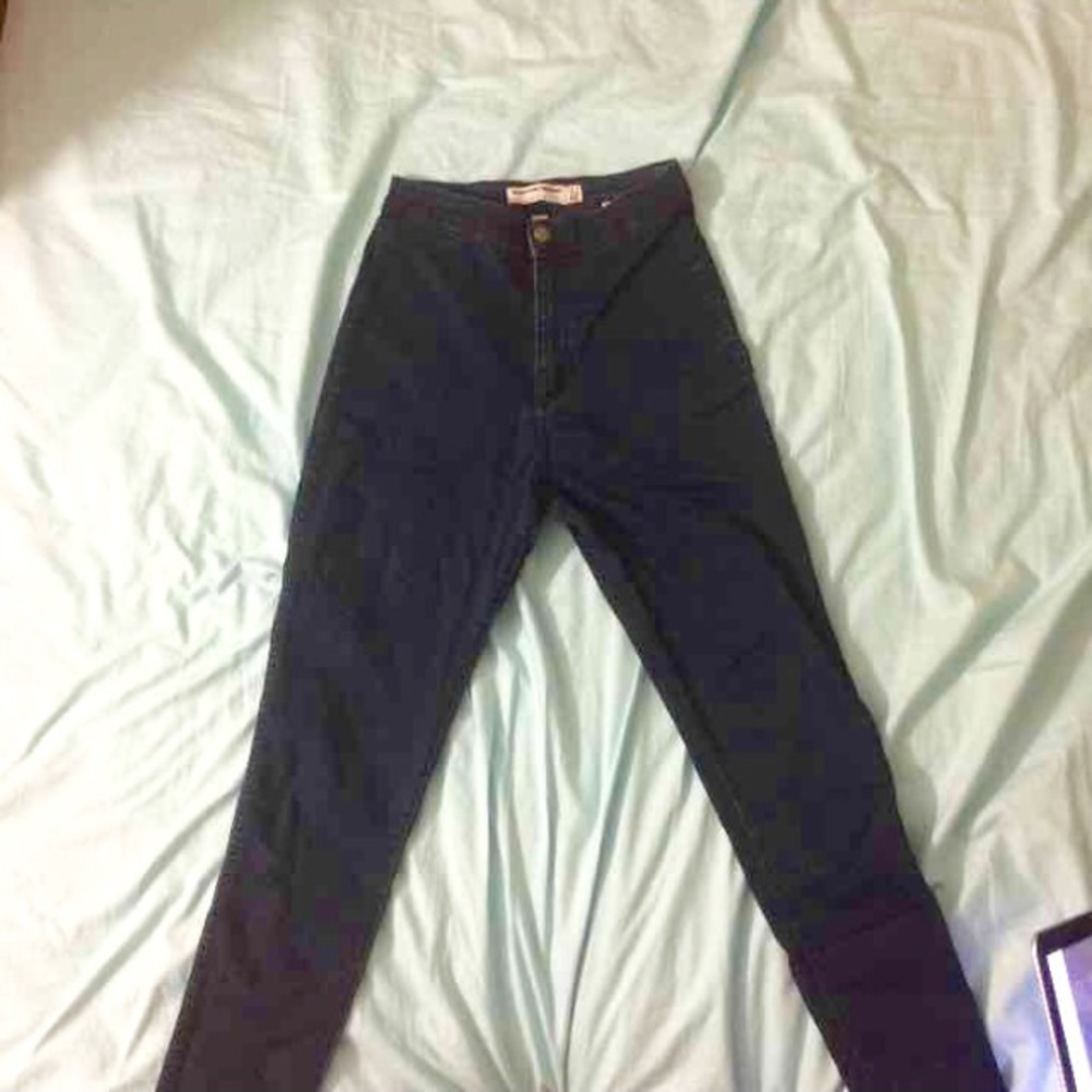 SOLD!! American apparel Easy Jean