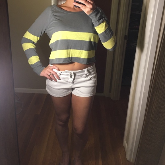 PINK Victoria’s Secret long sleeve crop top EUC!! - Picture 7 of 8