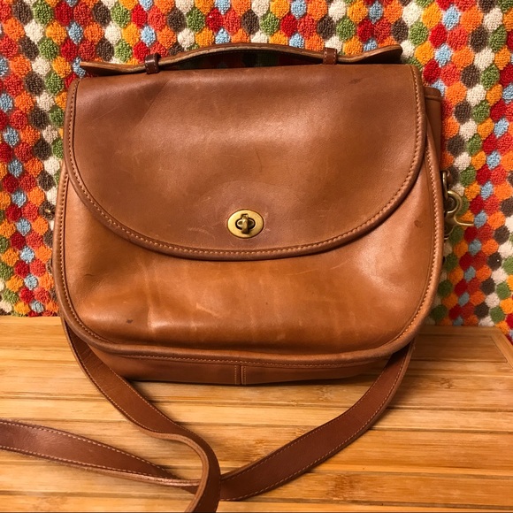 Coach Handbags - Vintage Coach Crossbody