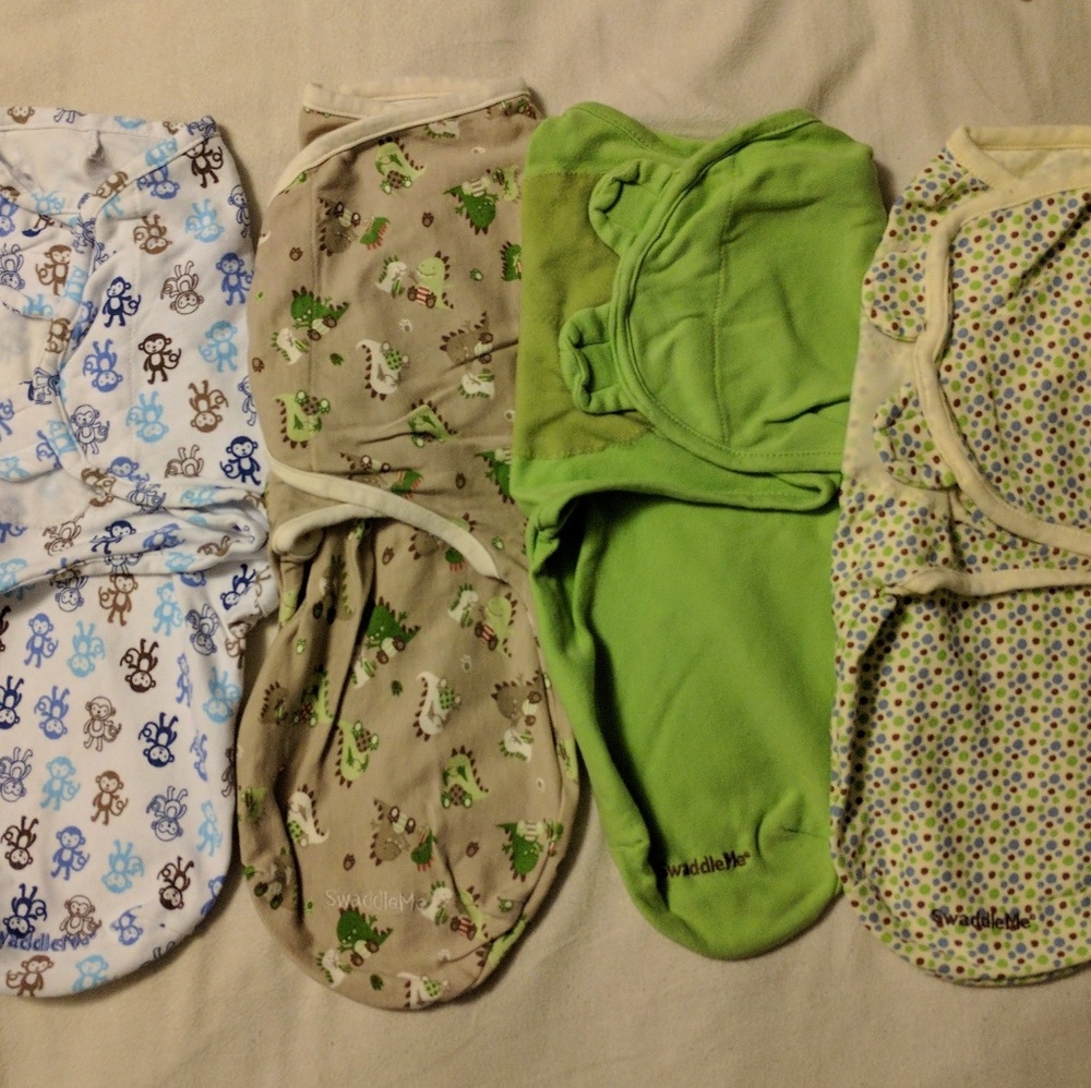 Lot of 4 SwaddleMe Baby Swaddles