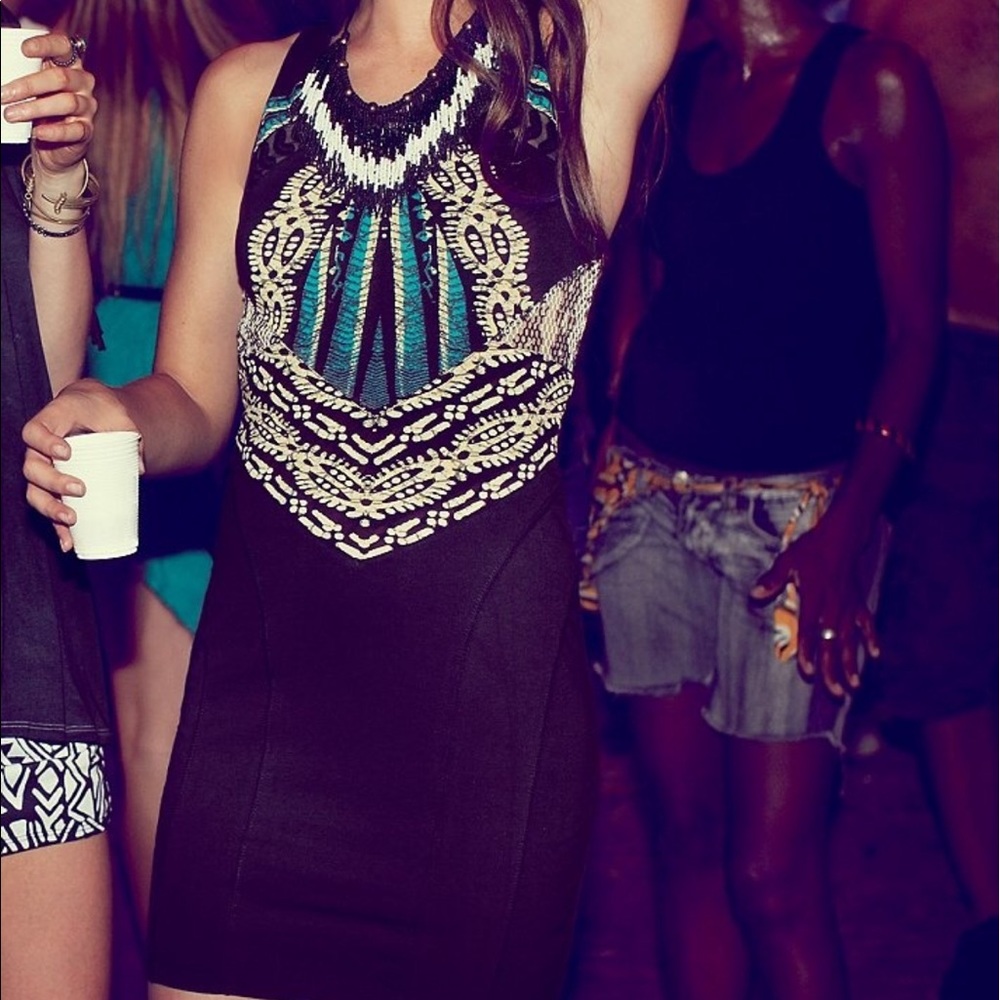 š« Free People Out of Africa Bodycon cutout dress - Picture 2 of 5