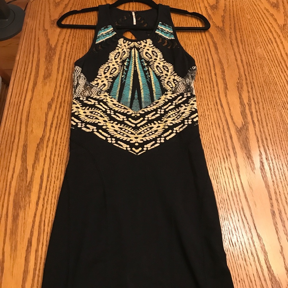 š« Free People Out of Africa Bodycon cutout dress - Picture 4 of 5