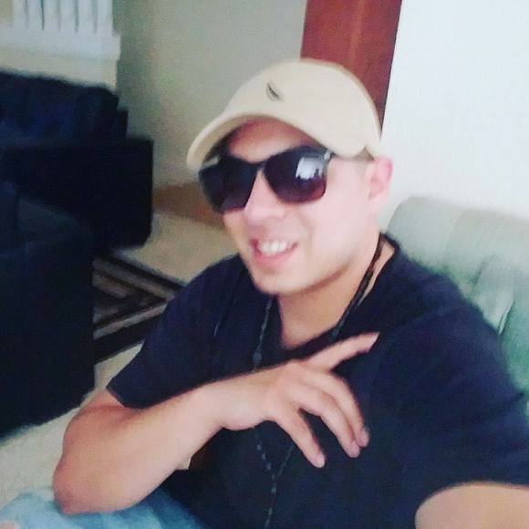 Meet your Posher, Paramo - Picture 1 of 1