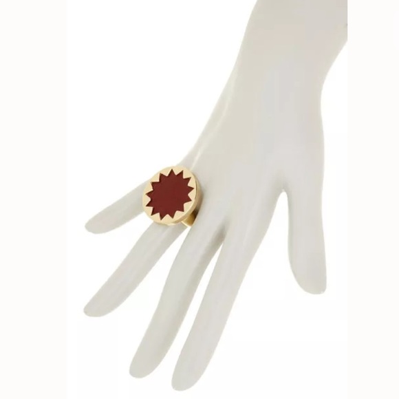 HOUSE OF HARLOW 1960 CRANBERRY RED SUNBURST RING - Picture 3 of 4