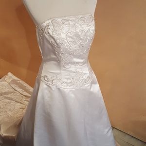 Wedding dress Michealangelo from David's bridal