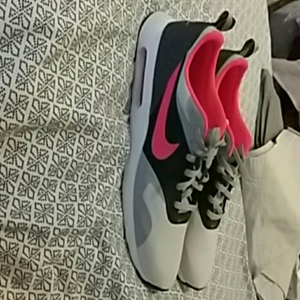 Nike shoes