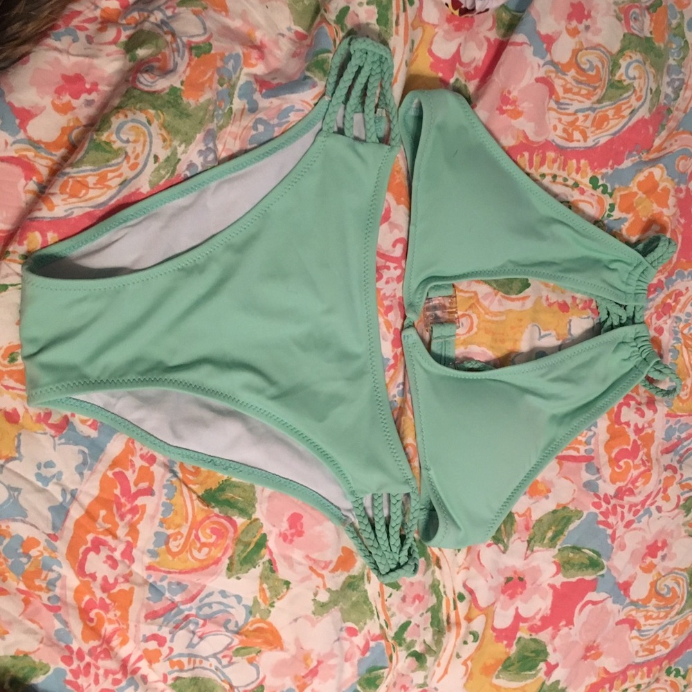 Mint green bikini size M