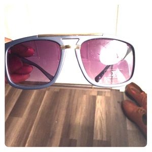 Louis Vuitton Sun Glasses