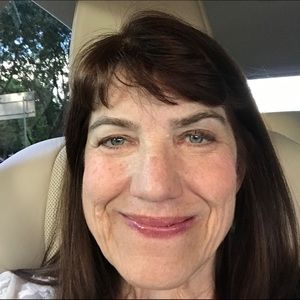 Meet your Posher, Deborah