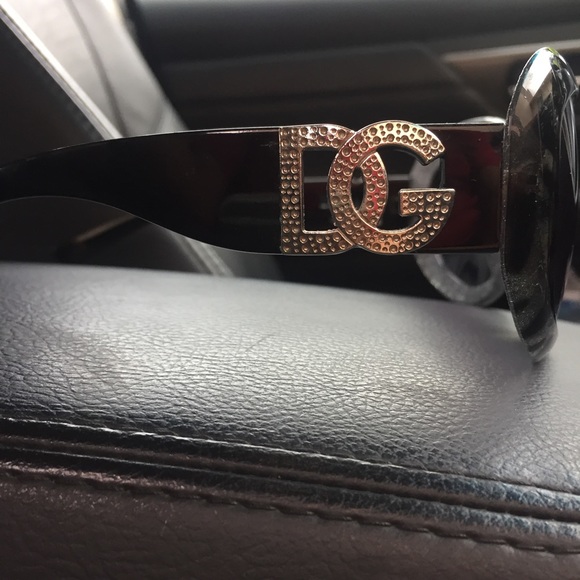Dolce & Gabbana sunglasses - Picture 2 of 2