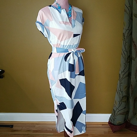 LAST ONE! Blush Geometric Print Dress - Picture 3 of 4