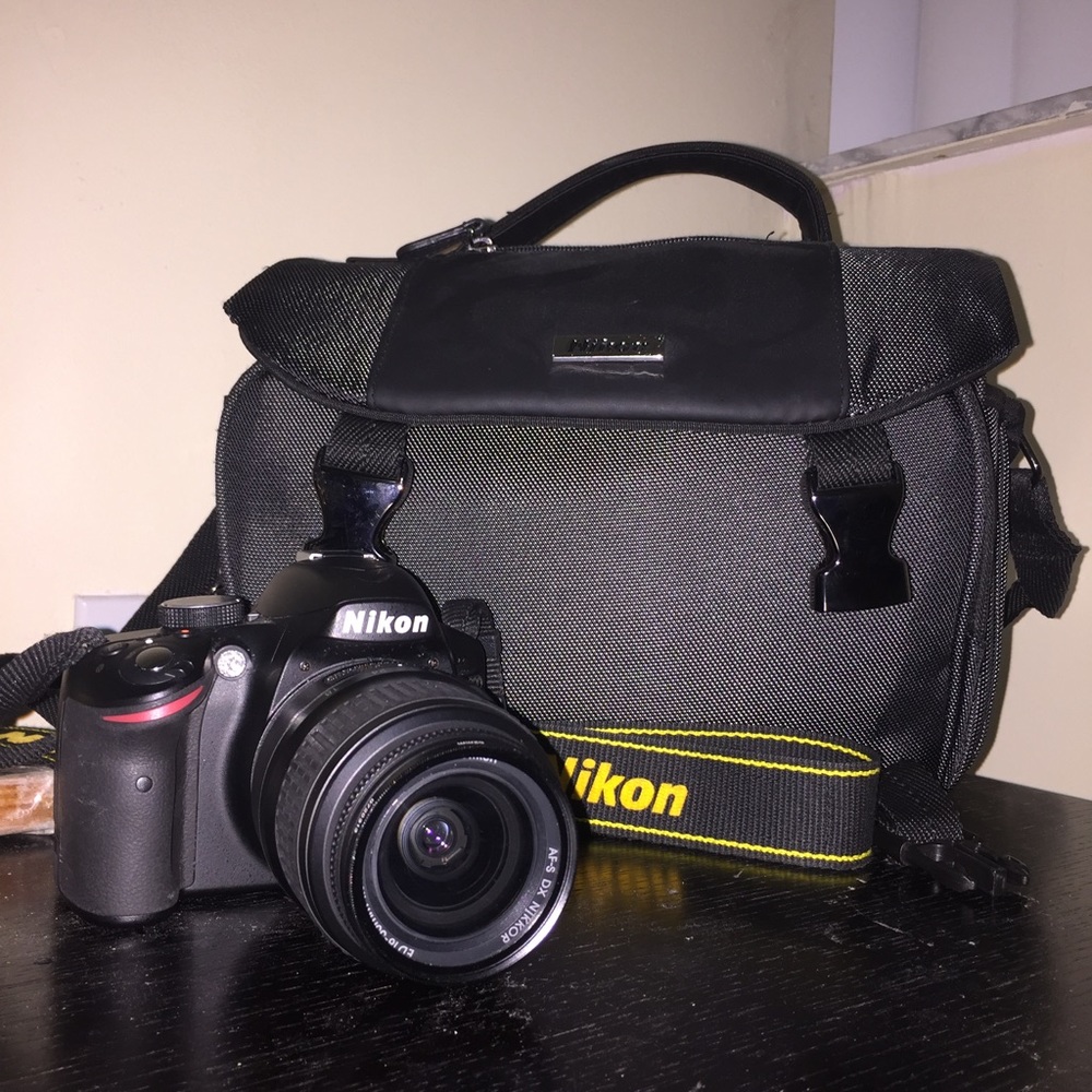 Nikon D3200 camera with kit