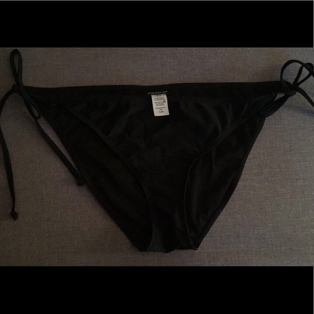 Junior bikini bottoms NEW!!!!