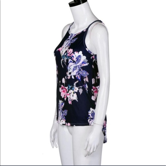 Plus Floral Navy Tank Top - Picture 6 of 7