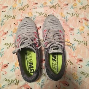 Nike zoom Pegasus 33. Pink and gray! 💖