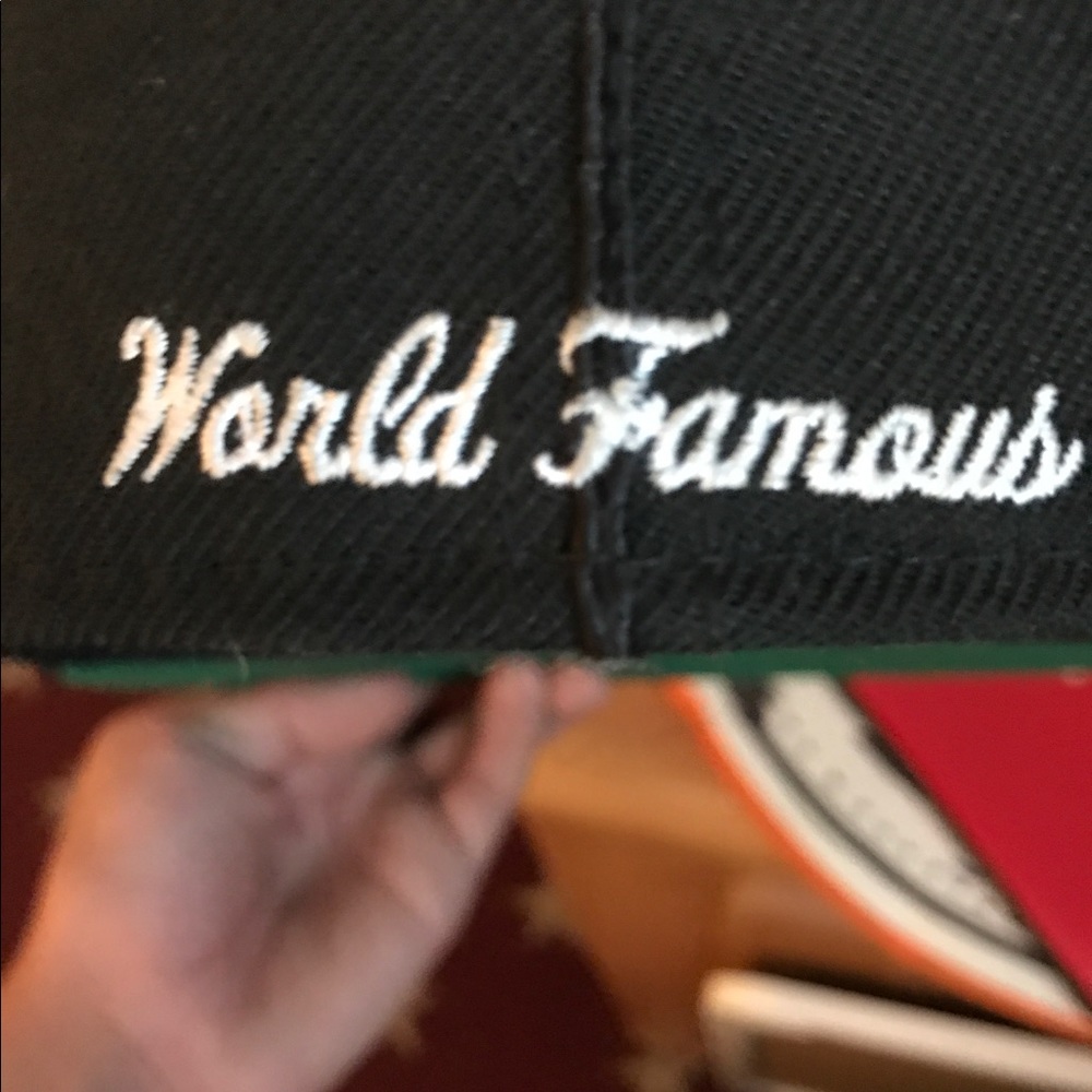 Supreme hat - Picture 3 of 8