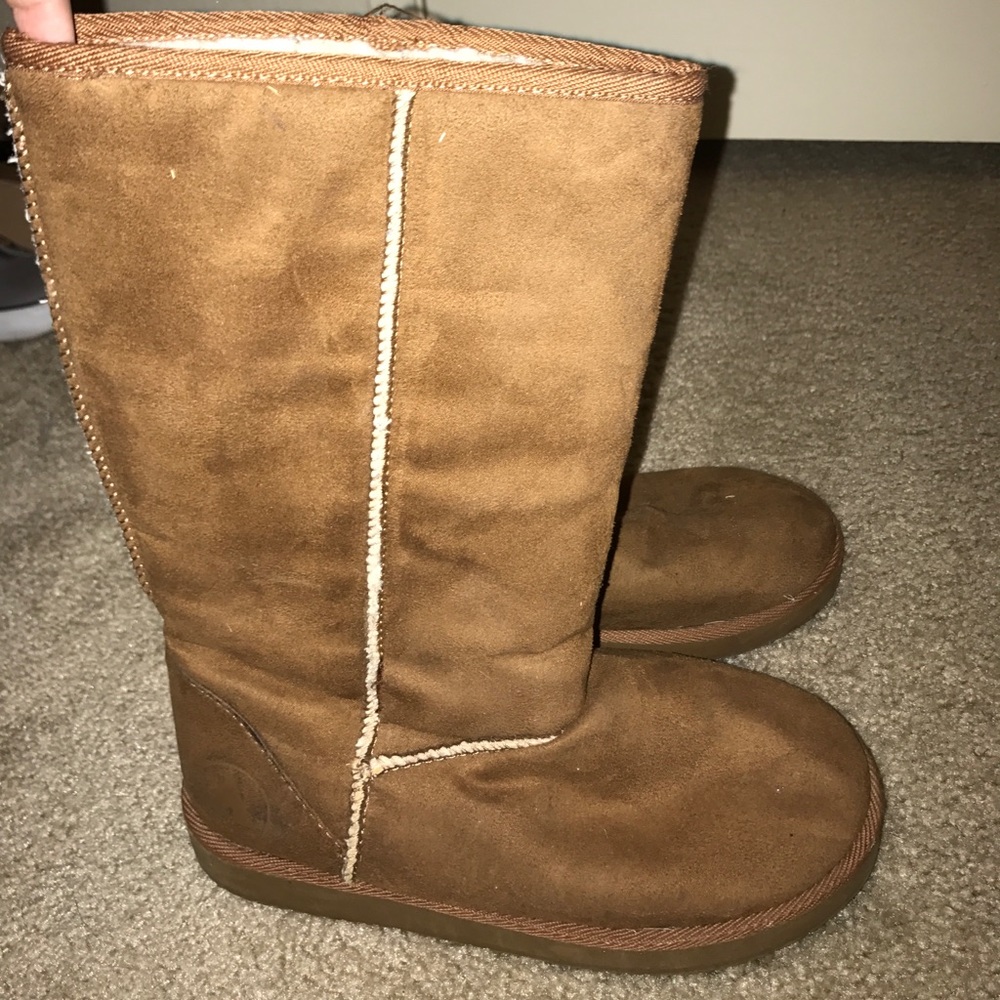 booties - Picture 2 of 2