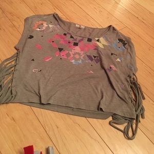 loose t shirt with fringe