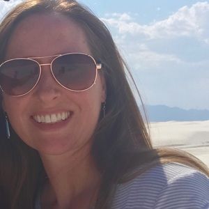 Meet your Posher, Robyn