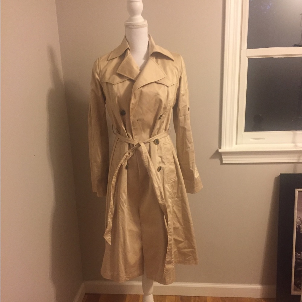 Badgley Mischka light tan trench coat sz S P