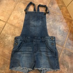 Girls shorts overalls - so cute!!!