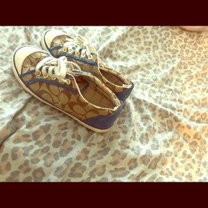 Coach shoes size 5