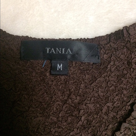 Tops - Picture 2 of 2