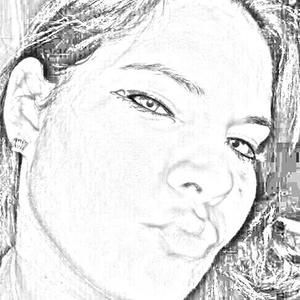 Meet your Posher, Yaniris