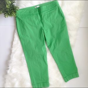 🏝SALE!🏝New York & Company Green Capris