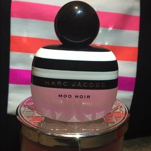 Marc Jacobs perfume