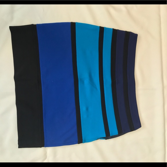 Blue color block fitted skirt - Picture 2 of 2