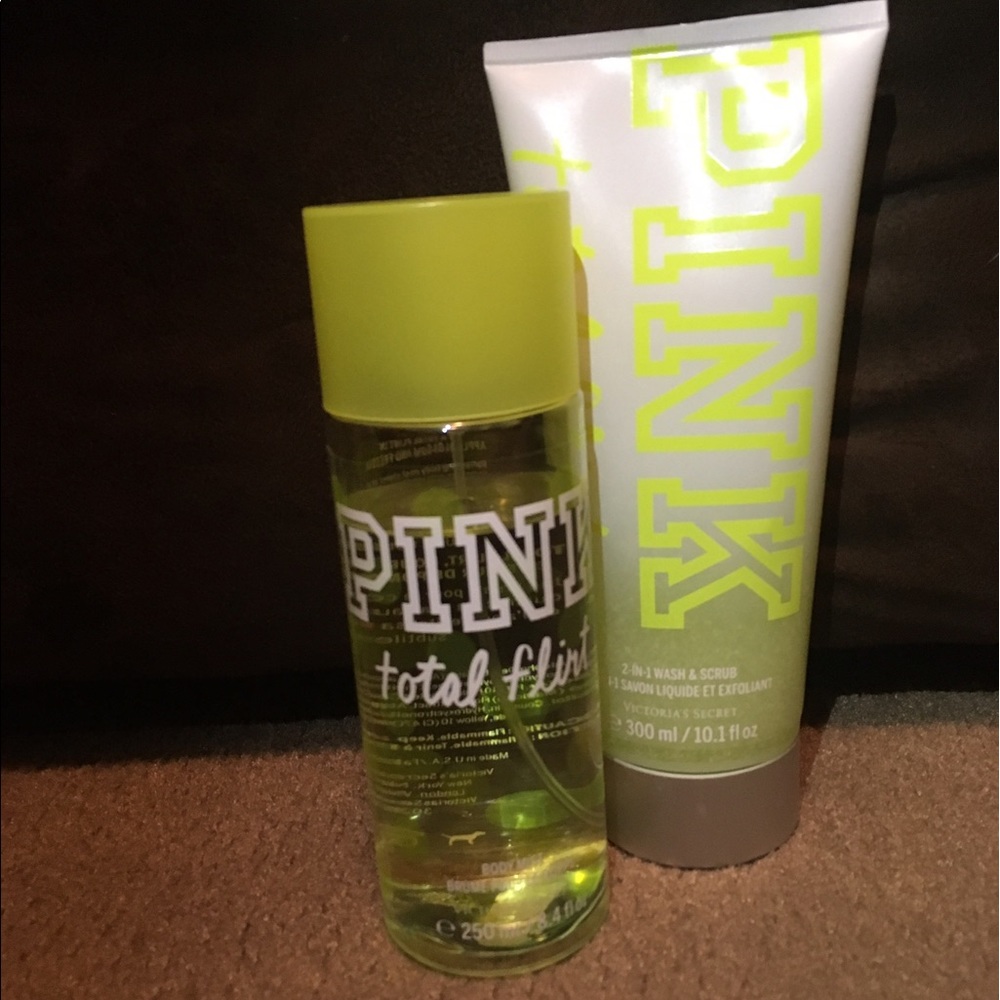 PINK Total Flirt set