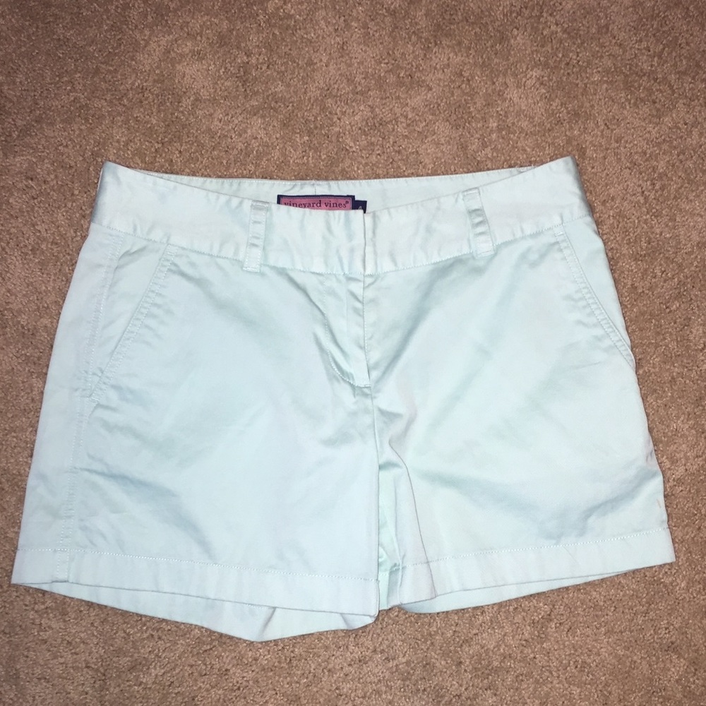 Vineyard Vines mint shorts