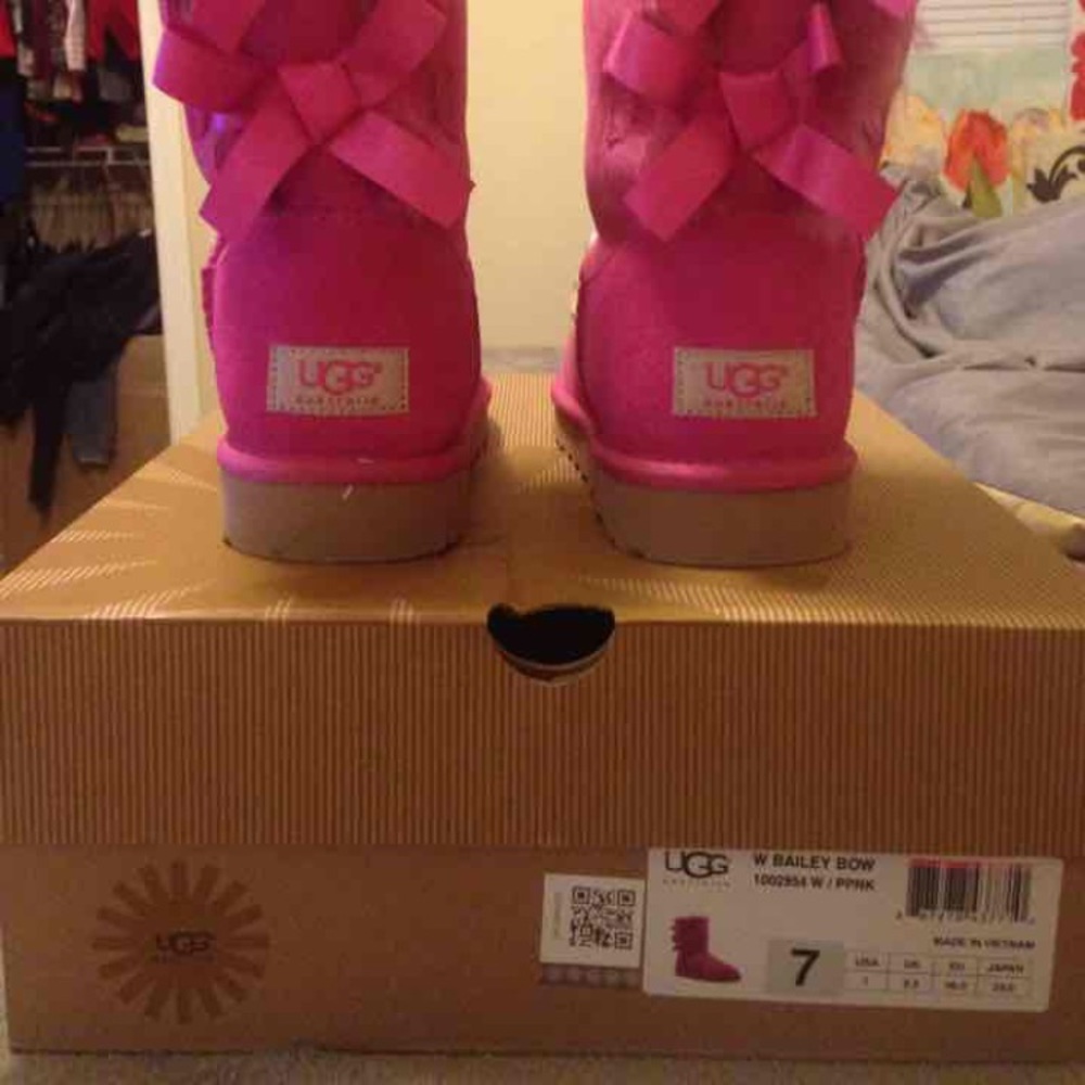 Authentic Ugg - image 1