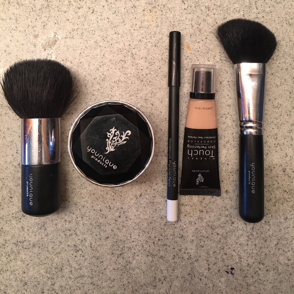 Younique-miscellaneous bundle