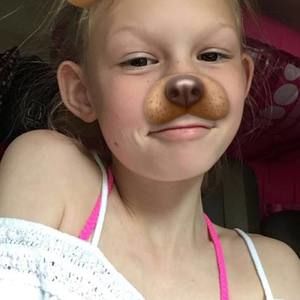 Meet your Posher, Raygan