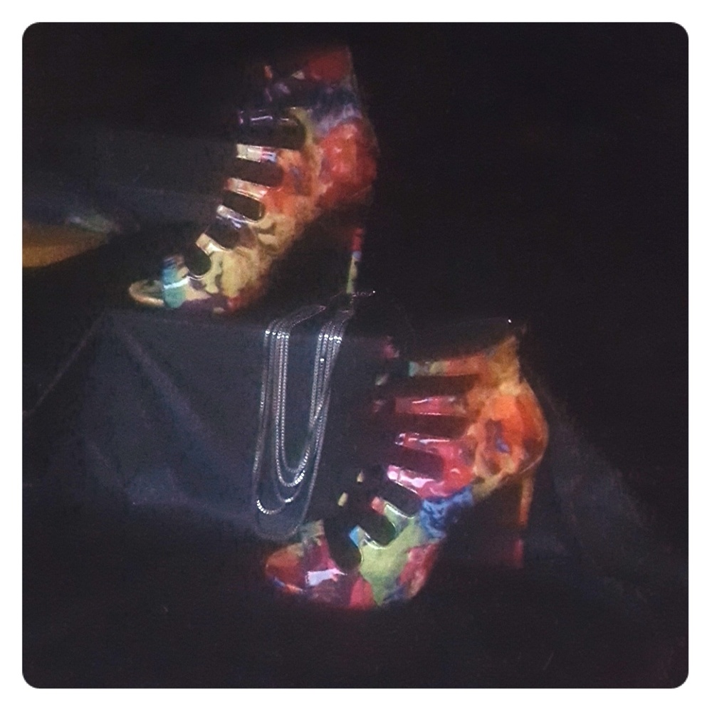 Multicolor 4" heels