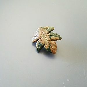 Stone brooch or scarf pin, like new condition