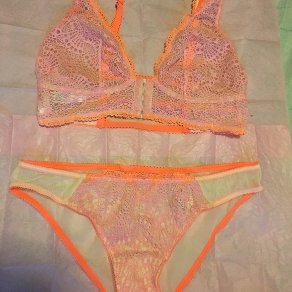 Victoria's Secret Other - Victoria's Secret set