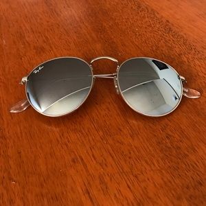Round ray bans