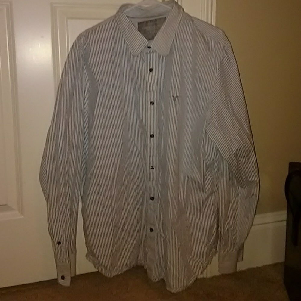 Long sleeve american eagle button up