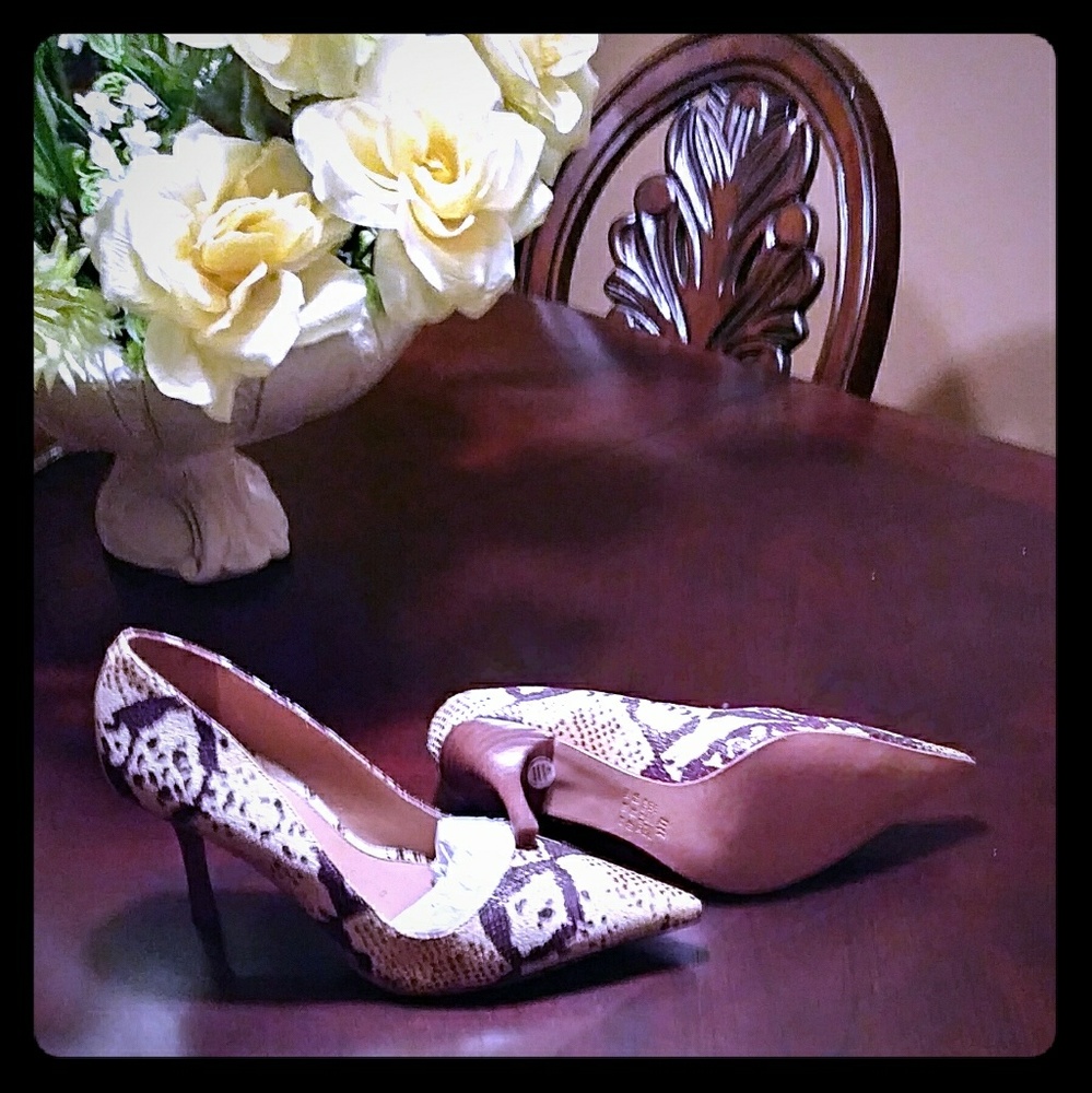 Snake Print Pumps