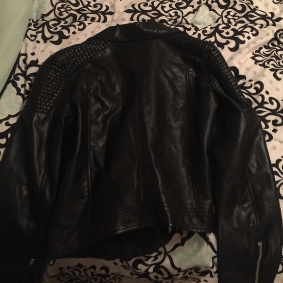Leather Jacket - Picture 4 of 4