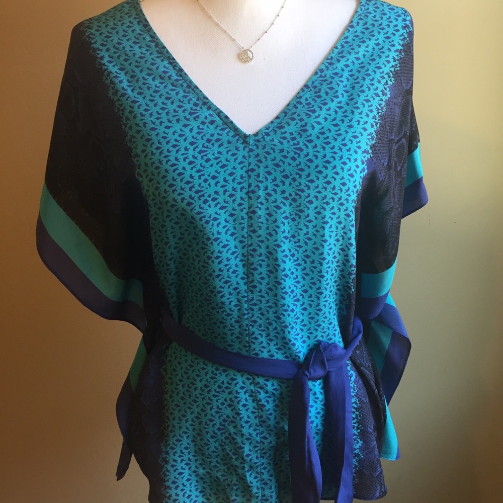 Guess dolman sleeve snakeprint top with sash
