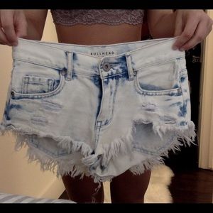 Bleach wash denim shorts