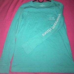 TURQUOISE VINEYARD VINES SHIRT (ACCEPTING OFFERS)