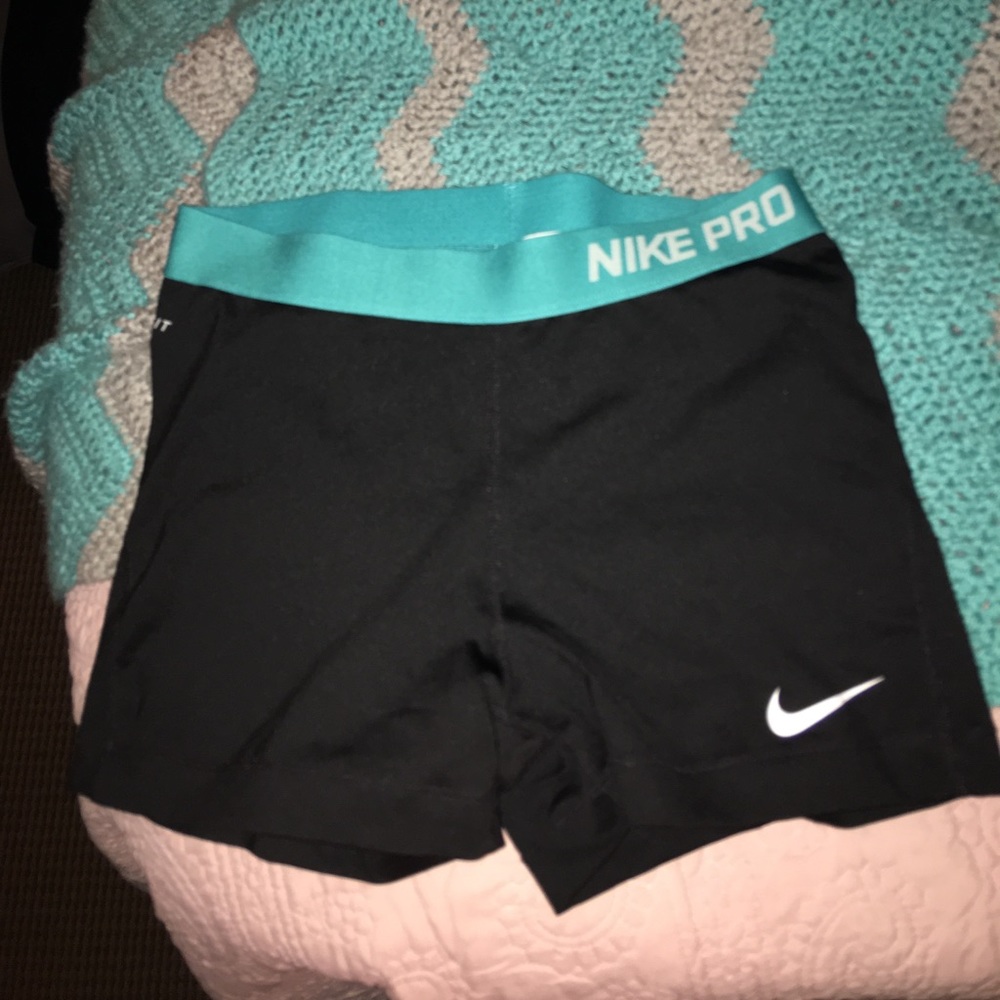 Black Nike Pro Spandex