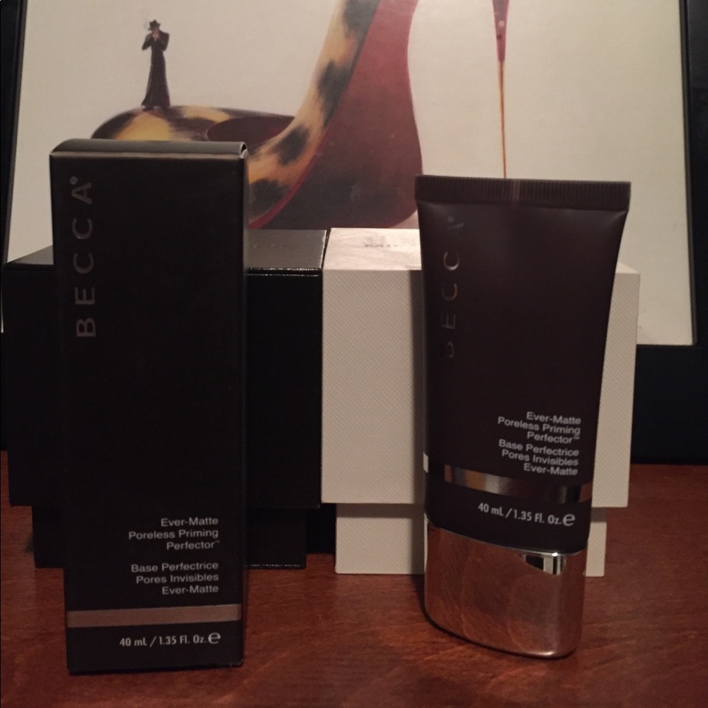 (Becca) Ever-Matte poreless Priming Perfector